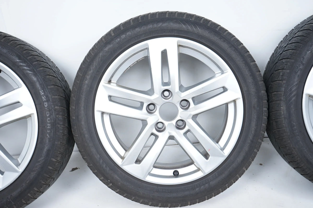 Audi A4 8W B9 Winterräder Winterreifen 225 50 17 Zoll 8W0601025P Detailansicht 4