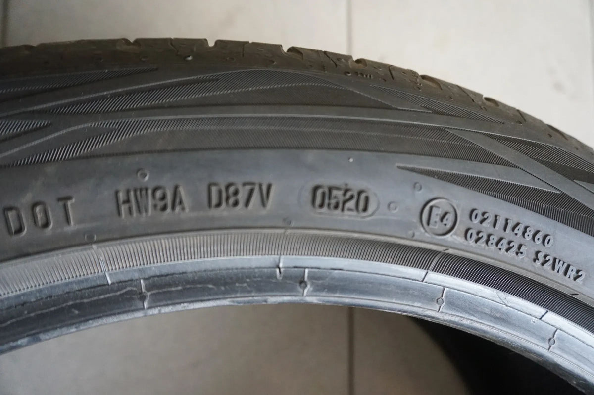 1 X 235 45 R20 100T Pneus été Continental Eco Contact 6 MO 2020 6mm Vue détaillée 4
