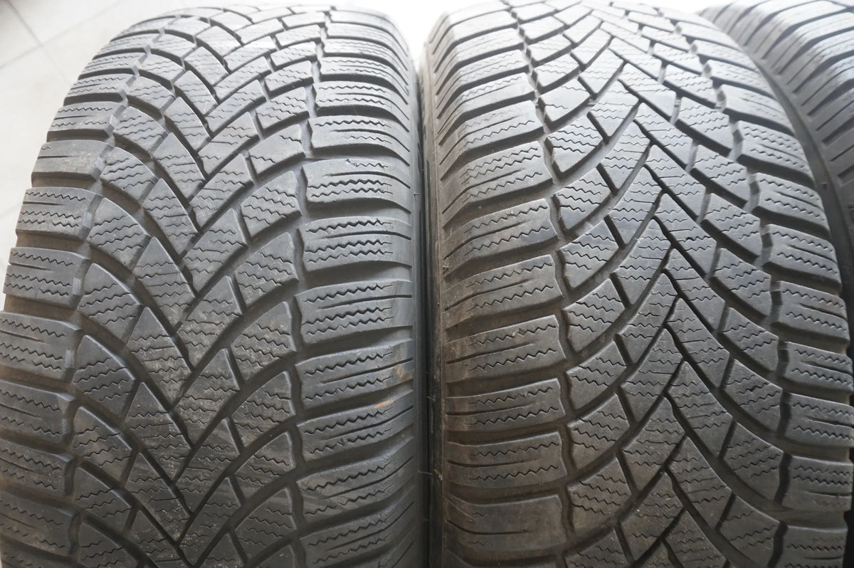 Original VW Passat 3G B8 Stahlfelgen Winterräder Winterreifen 215 60 R16 6mm Detailansicht 5