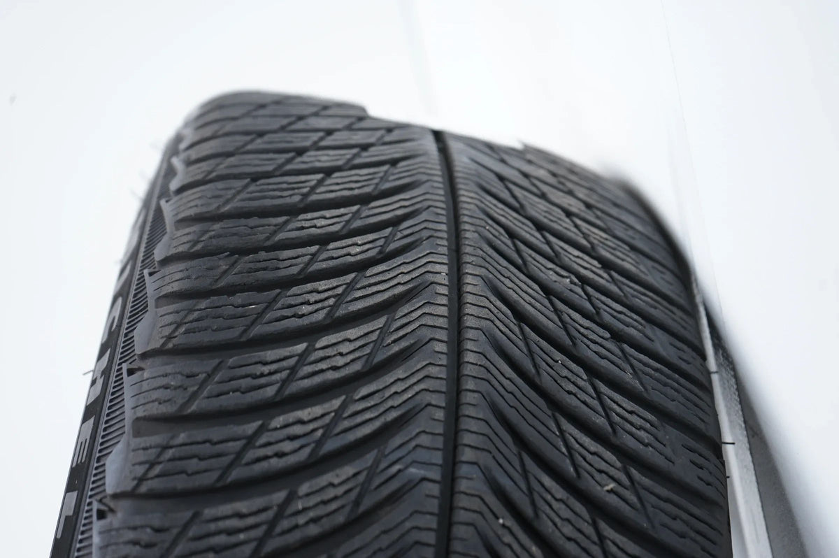 Mercedes A45 CLA45 W177 C118 Winterreifen Winterräder 18 Zoll Detailansicht 13