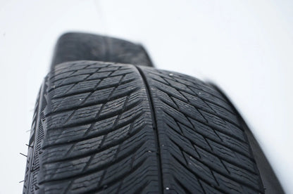 Pneus hiver et jantes hiver 19 pouces pour Mercedes E43, E53 AMG et W213