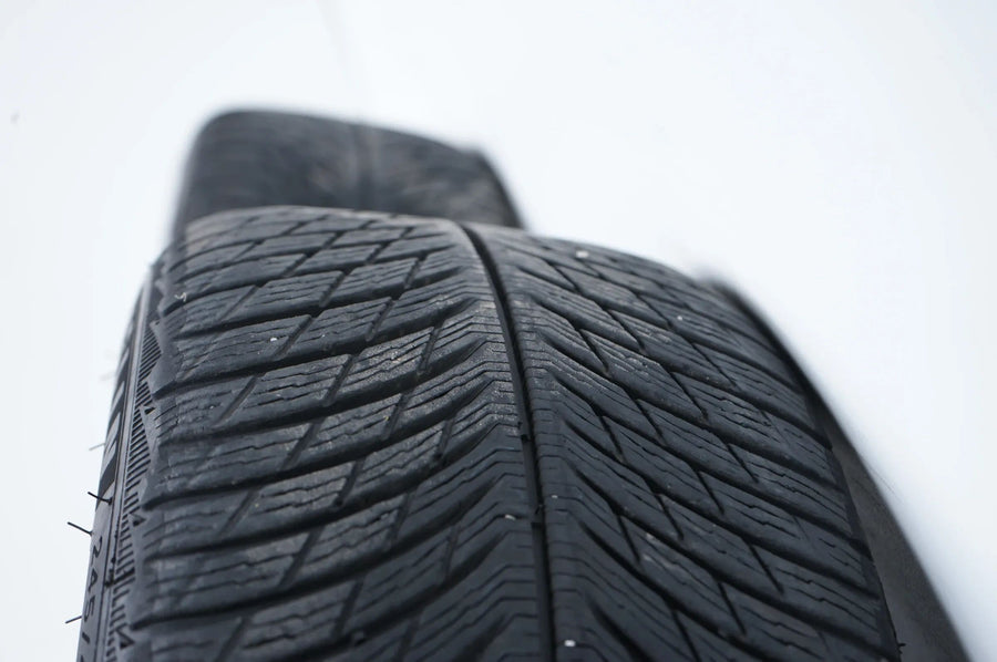 Pneus hiver et jantes hiver 19 pouces pour Mercedes E43, E53 AMG et W213