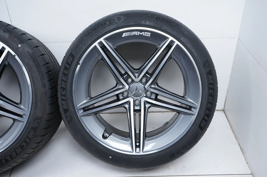 Mercedes AMG GT 4 porte X290 W290, cerchi in lega da 20 pollici, ruote estive, pneumatici estivi 7 mm