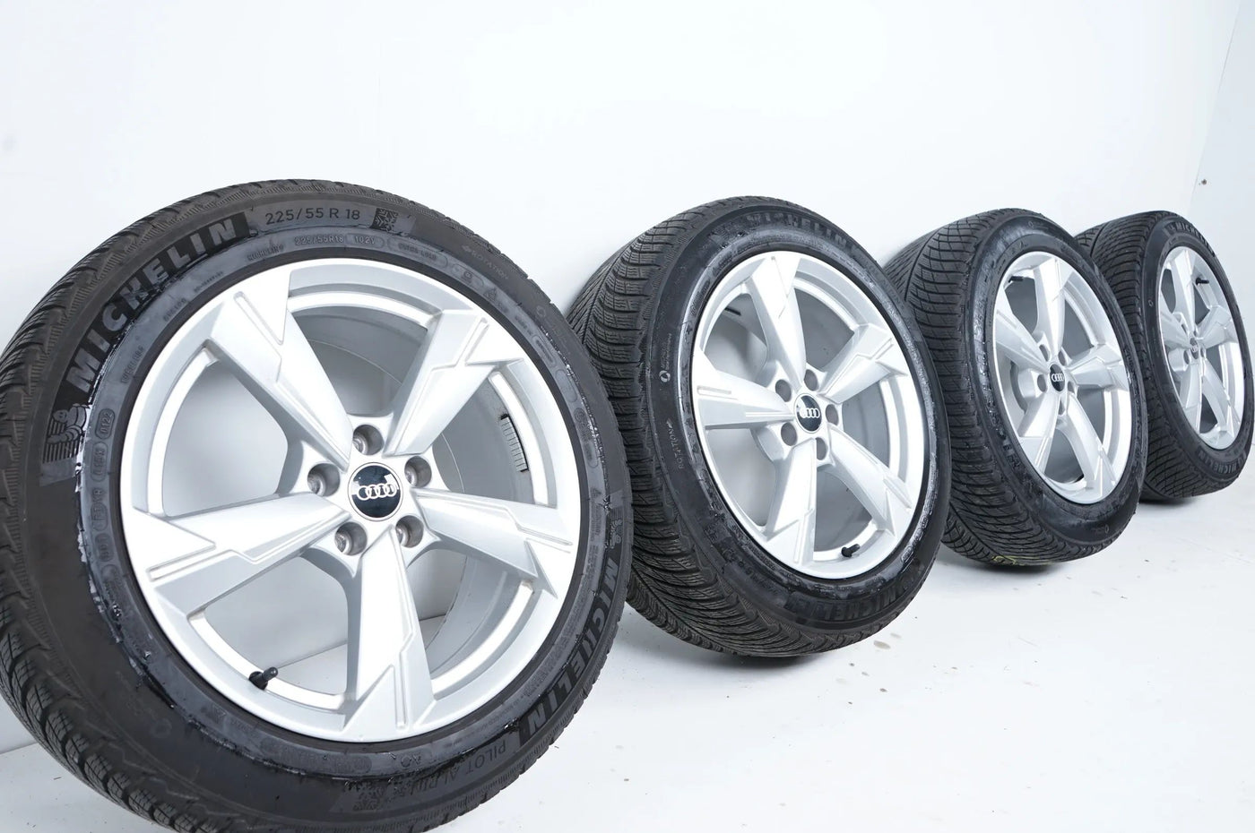 Audi A6 4K C8 Winterräder Winterreifen 225 55 18 Zoll 6mm 4K0601025D