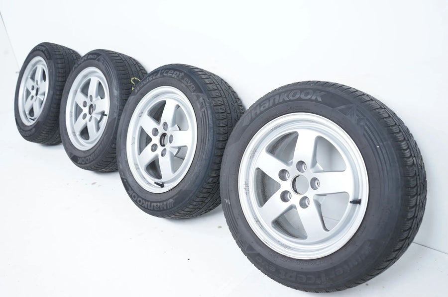 Pneus/jantes hiver Audi A4 B9 8W 205/60 R16