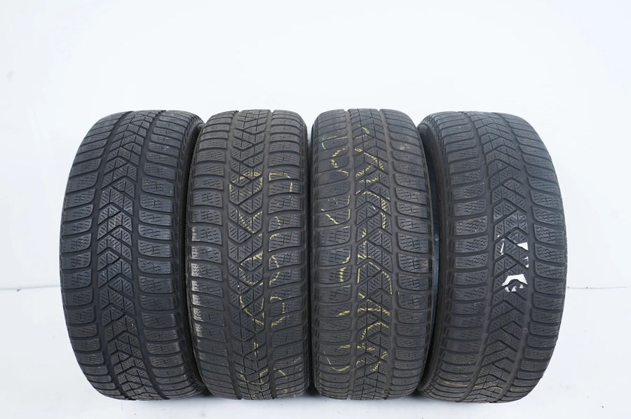 4 x Winterreifen Pirelli 225/45 R18 18 Zoll DOT19/18 ca.5mm MO