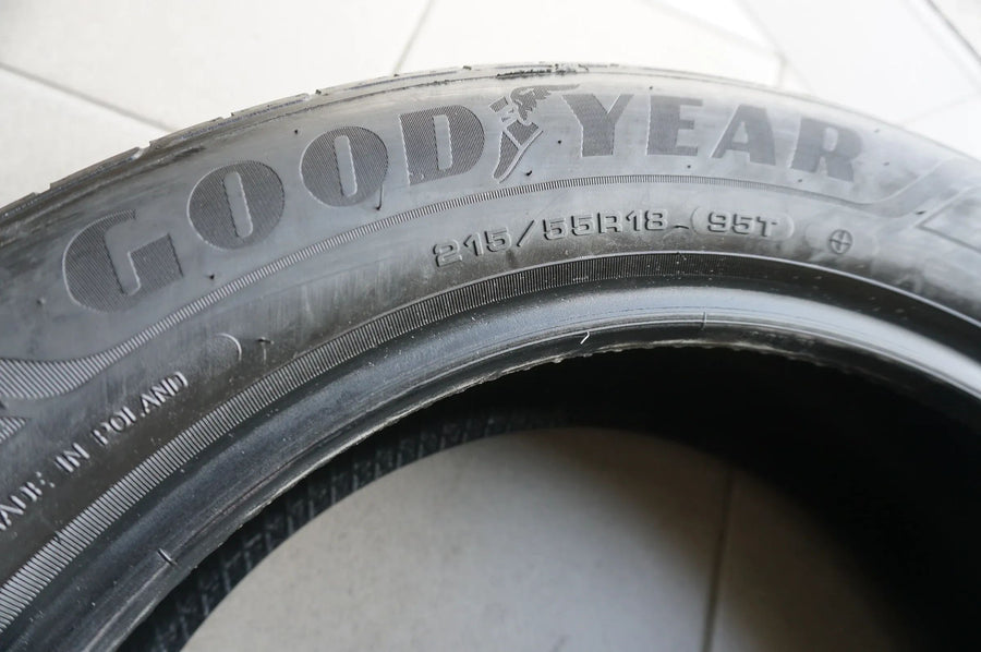 4 X 215 55 R18 95T Sommerreifen Goodyear Efficient Grip Performance 2021 4mm