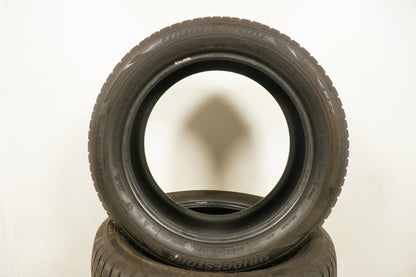 4 pneus hiver Bridgestone 245/50 R19 pouces DOT18 BMW*, profondeur de sculpture d'environ 5 mm, RFT