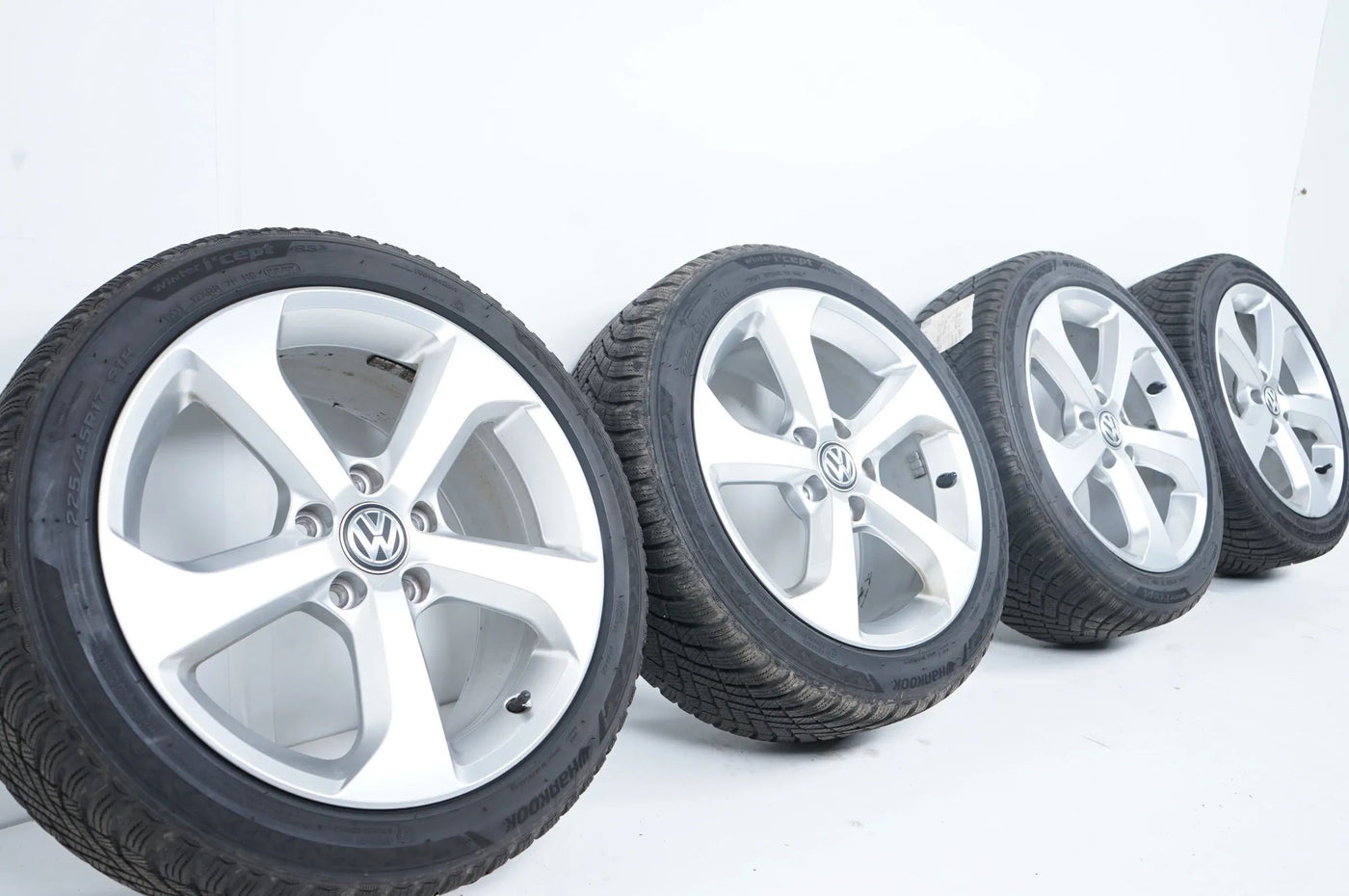 VW Volkswagen Golf 7 ruote invernali pneumatici invernali 225 45 17 pollici