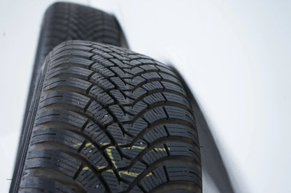 Nissan Qashqai Winter Wheels Winter Tires 215 60 17 Inch KB409-HV200