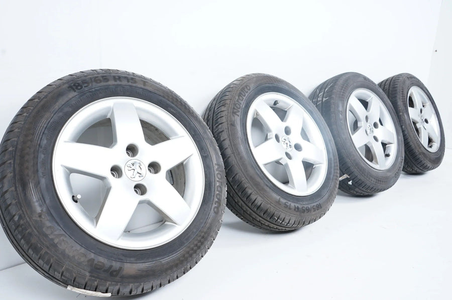 Roues d'été d'origine Peugeot 207 Pneus d'été 185 65 15 pouces