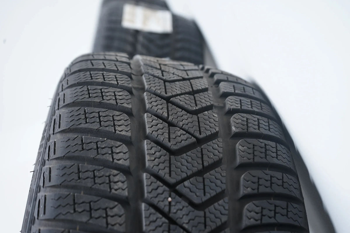 Audi TT TTS 8S Winter Tires Winter Wheels 245 40 18 Inch 8S0601025D Detailansicht 14