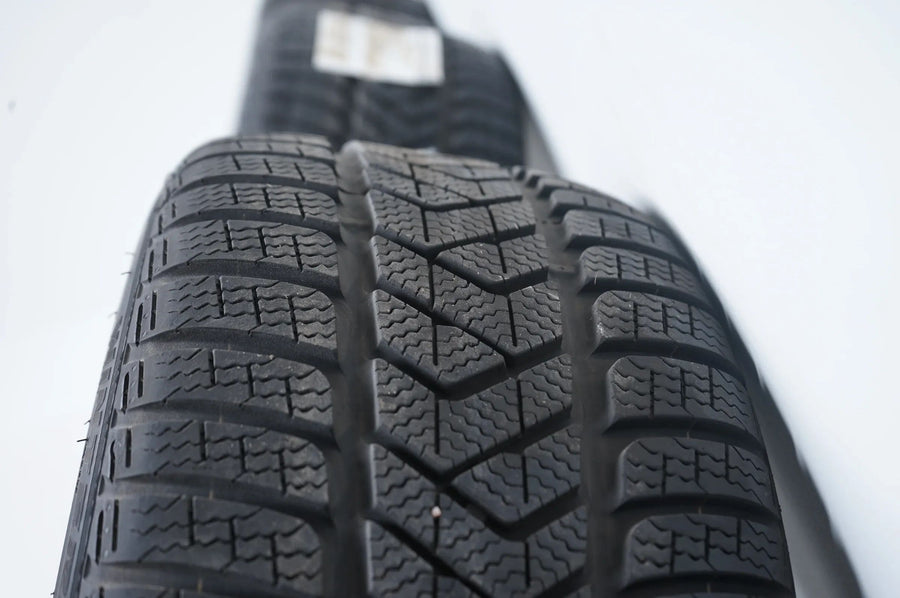 Audi TT TTS 8S Winter Tires Winter Wheels 245 40 18 Inch 8S0601025D