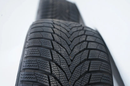 Honda CR-V HRV Land Rover winterwielen winterbanden 235 45 18 inch