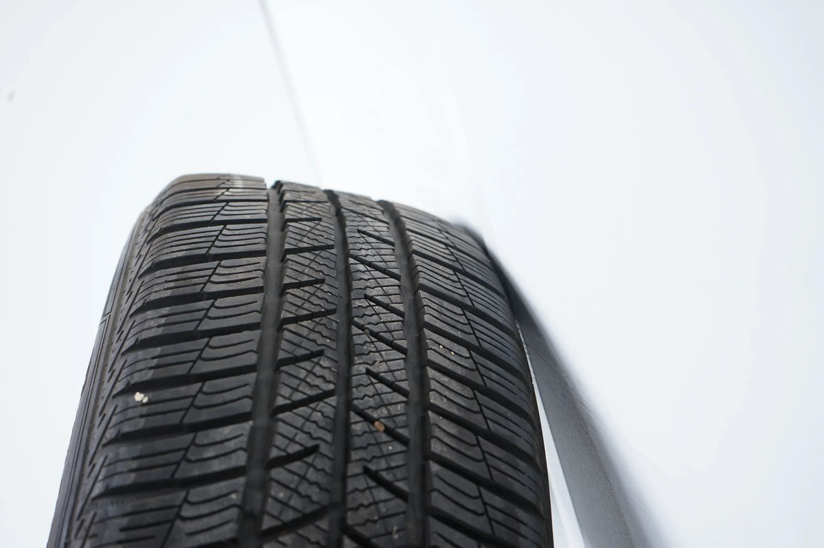 Hyundai Kia Mazda ruote invernali pneumatici invernali 205 55 16 pollici 8 mm Visualizzazione dettagliata 11