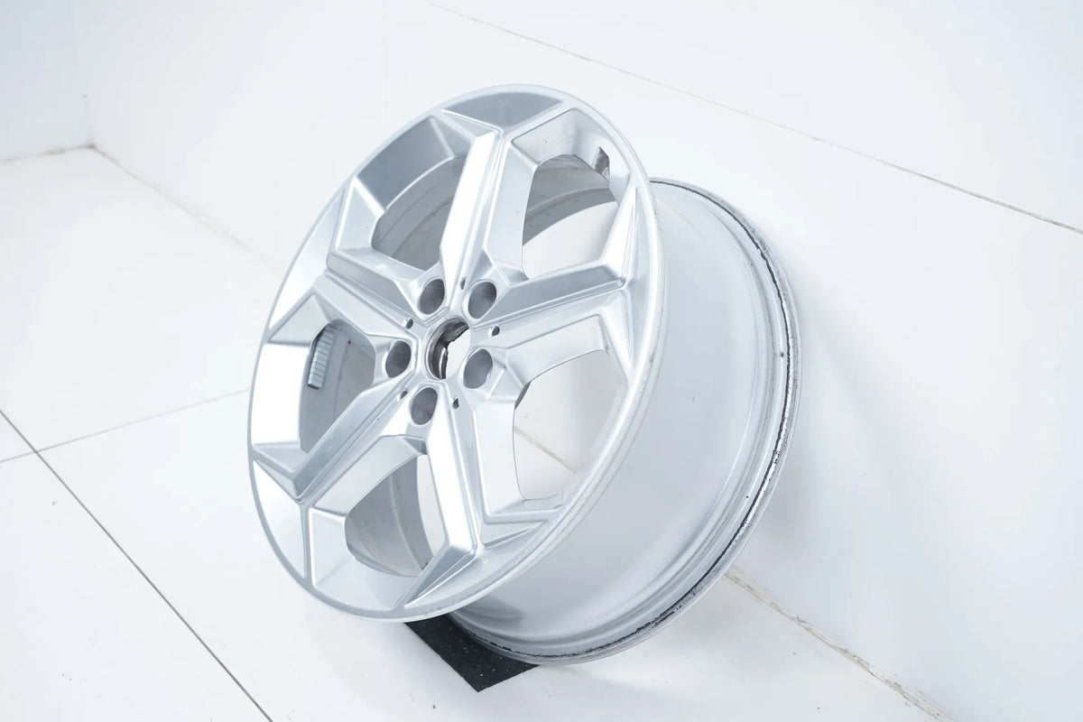 1 x Original BMW X1 X2 U11 U10 Alloy Wheel 18 Inch 865 6898039 Detailansicht 4