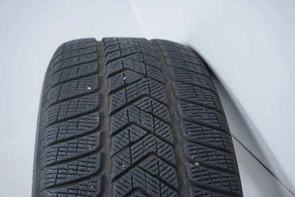 Jaguar F-Pace winter tires/wheels 255/60 R18 HK83-1007-AA