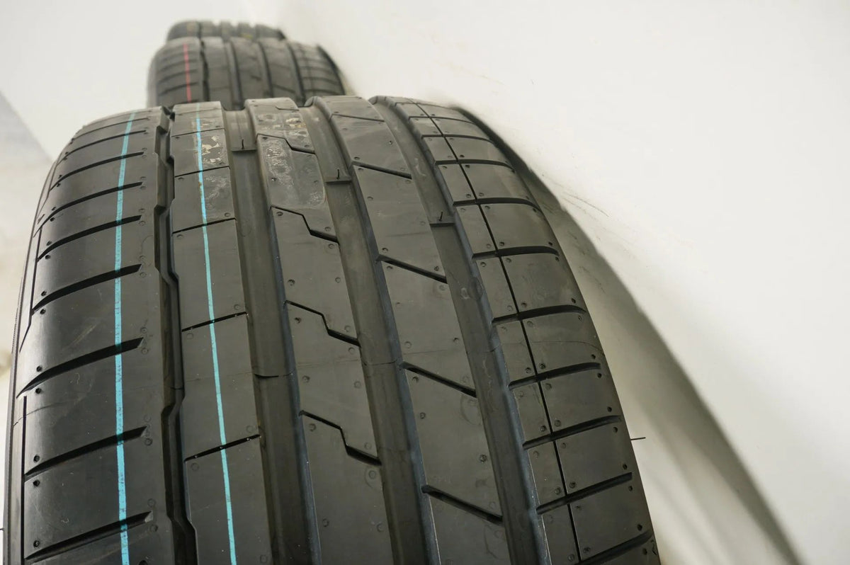 New BMW Z4 G29 summer wheels, summer tires, 17 inch Detailansicht 10