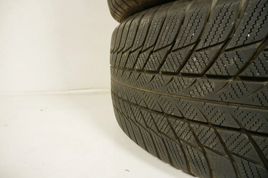 4 x Bridgestone winter tires 245/50 R19 inch DOT18 BMW* approx. 5mm tread depth RFT