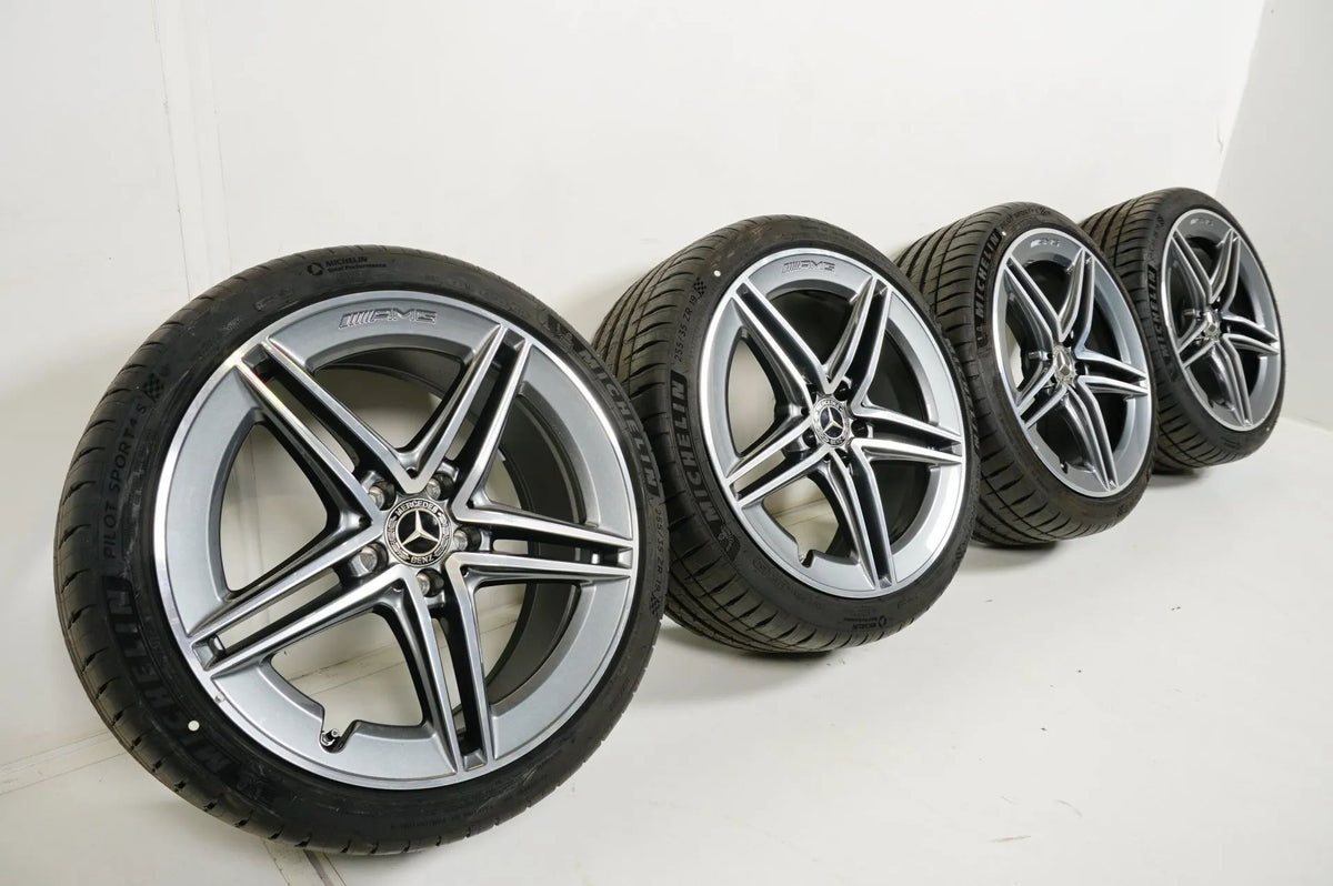 Mercedes CLA45 W118 C118 summer wheels summer tires 255 35 19 inch Detailansicht 2