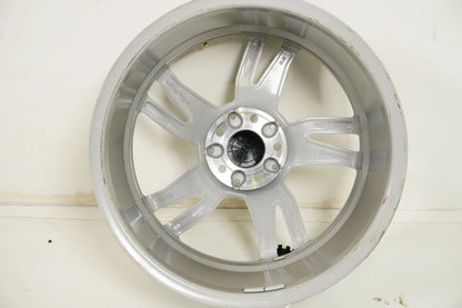 NOVÉ alu kolo Mercedes třídy C W204 18 palců A2044019202 8,5J