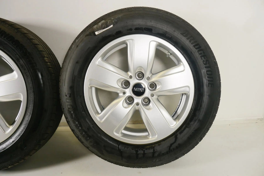 Pneus été MINI Countryman F60, jantes été 205/65 R16 pouces 517