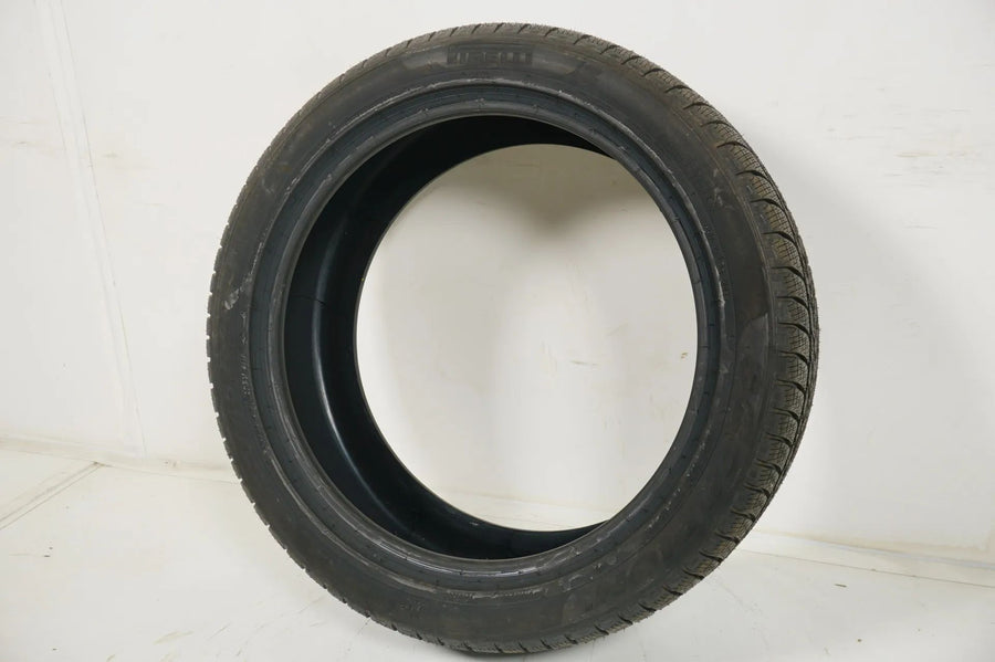 1x Neu Demo Winterreifen 255 45 20 Zoll Pirelli DOT19 Bmw*