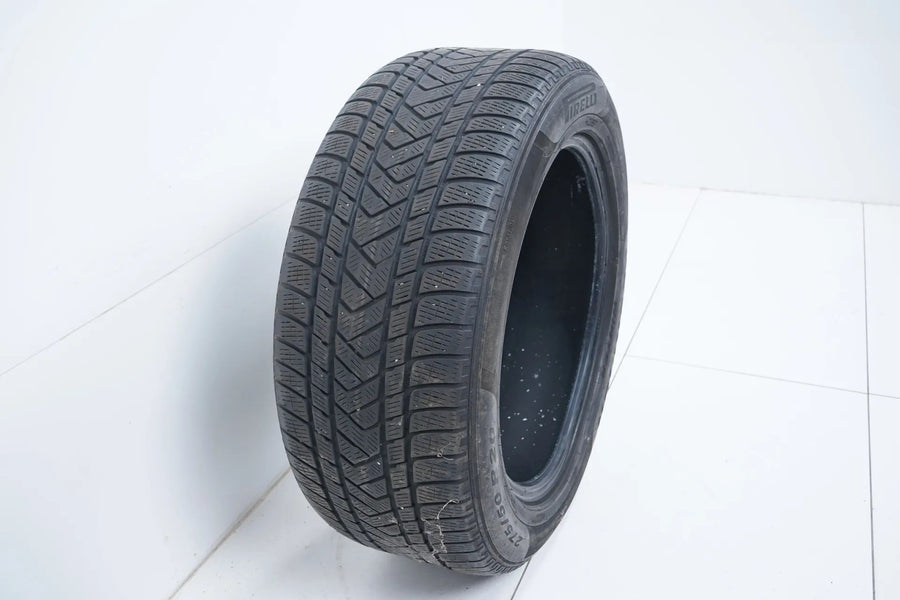 1x Winter tire 275 50 20 inch Pirelli DOT17 MO 5mm