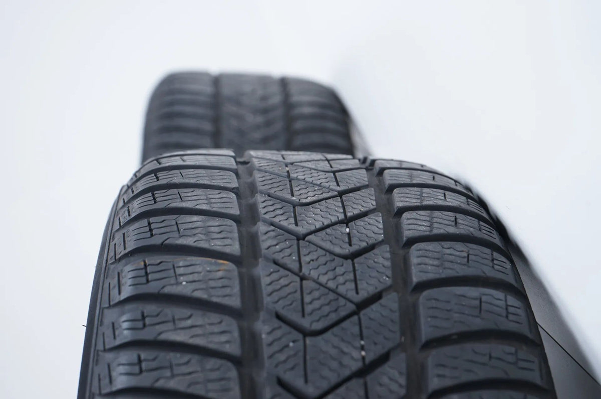 Mercedes C-Class W206 winter tires/wheels 225/45/18 inch Detailansicht 16