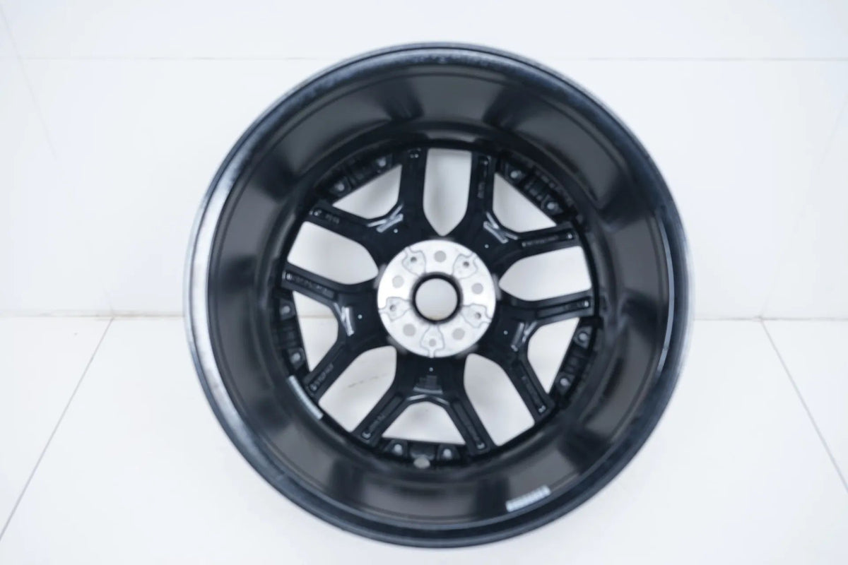 1 x Original BMW 7 Series i7 G70 Alloy Wheel 20 Inch M907 5A19DE9 Detailansicht 8