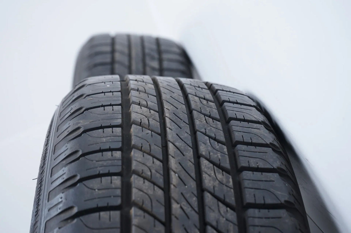 Mercedes GLC W253 X253 All-weather tires 235 60 18 inch Detailansicht 11