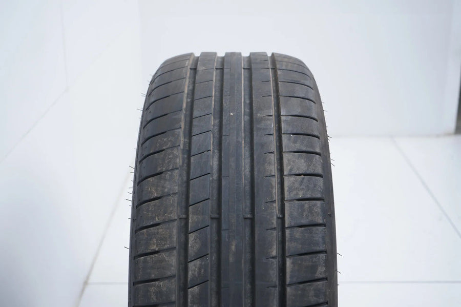 1x Dunlop summer tire 225 45 19 inch DOT17 BMW* approx. 6mm tread depth RFT