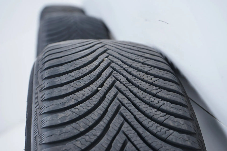 Mercedes A B Klasse W177 W247 Winterräder Winterreifen 16 Zoll