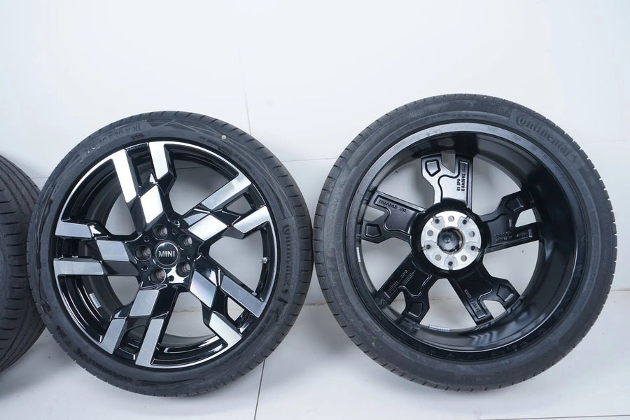 MINI Countryman U25 BMW X1 U11 Summer Wheels 245 40 20 inch