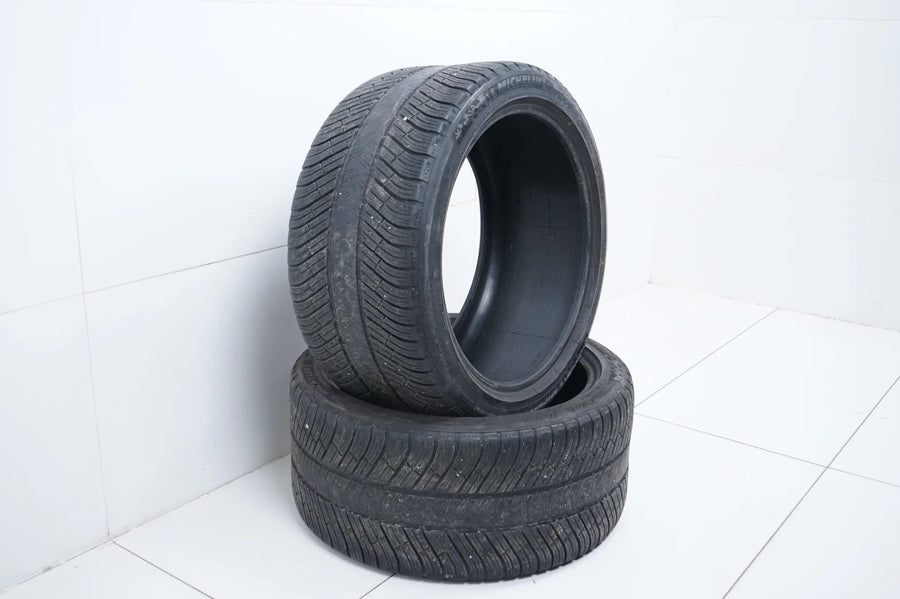 2 x summer tires 295 35 20 inch Michelin approx. 4mm tread depth DOT18