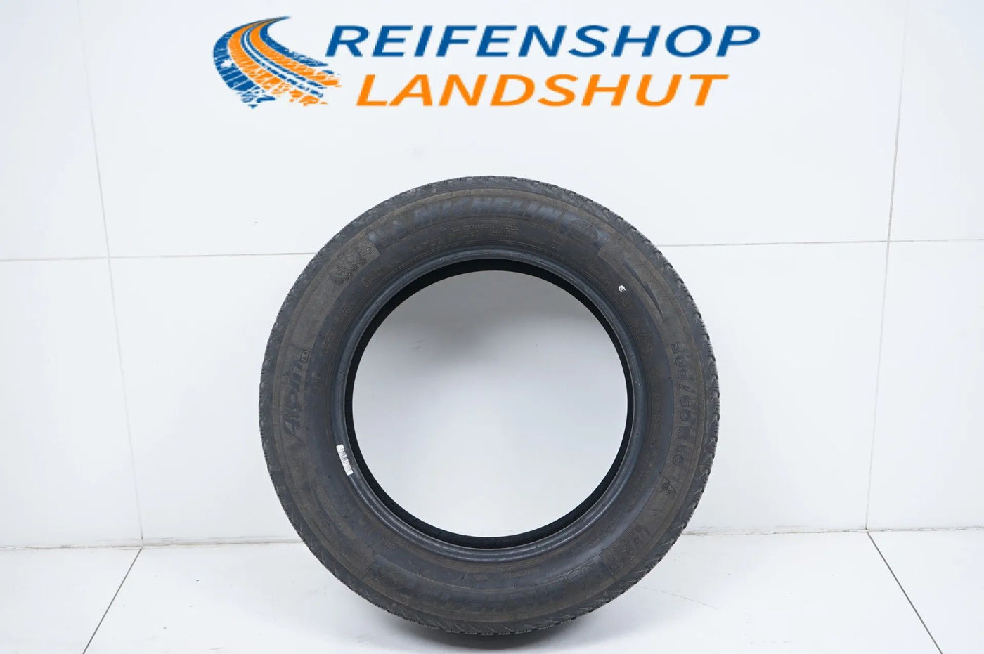 1x Winter tire 205 60 16 inch Michelin approx. 4 mm tread depth DOT18 MO