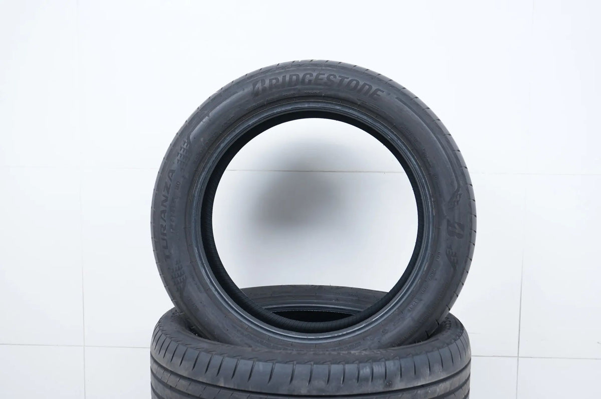 4 x  Sommerreifen 235 50 19 Zoll Bridgestone DOT21 ca.4mm MO Detailansicht 2