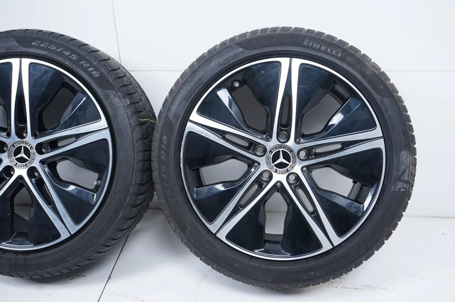 Mercedes A B Klasse W177 C118 Allwetterräder mit neuen Allwetterreifen 18 Zoll
