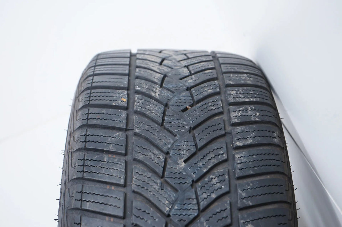 Mercedes C-Class W206 winter tires/wheels 225/45/18 inch Detailansicht 10
