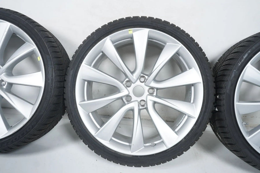 Tesla Model 3 winter wheels 235/35/20 inch with sensors (up to 2020)