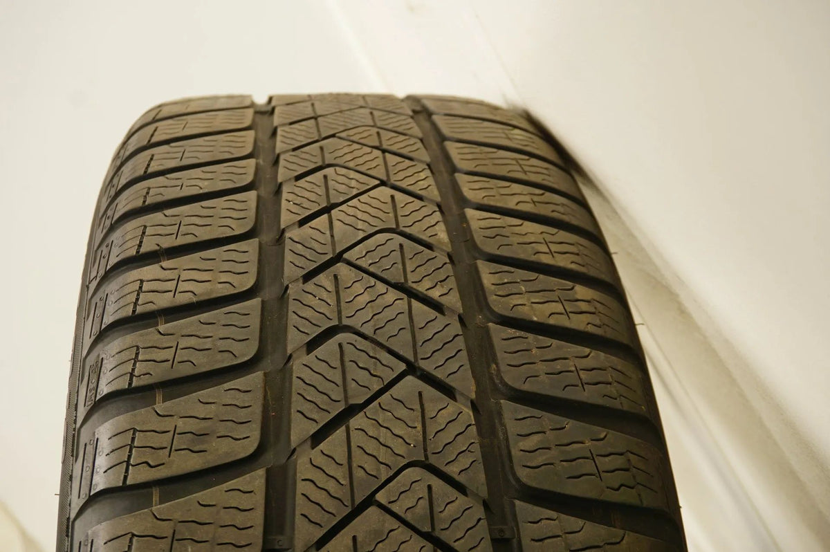 Mercedes C Klasse W206 Winterreifen Winterräder 225 45 18 Zoll Detailansicht 13