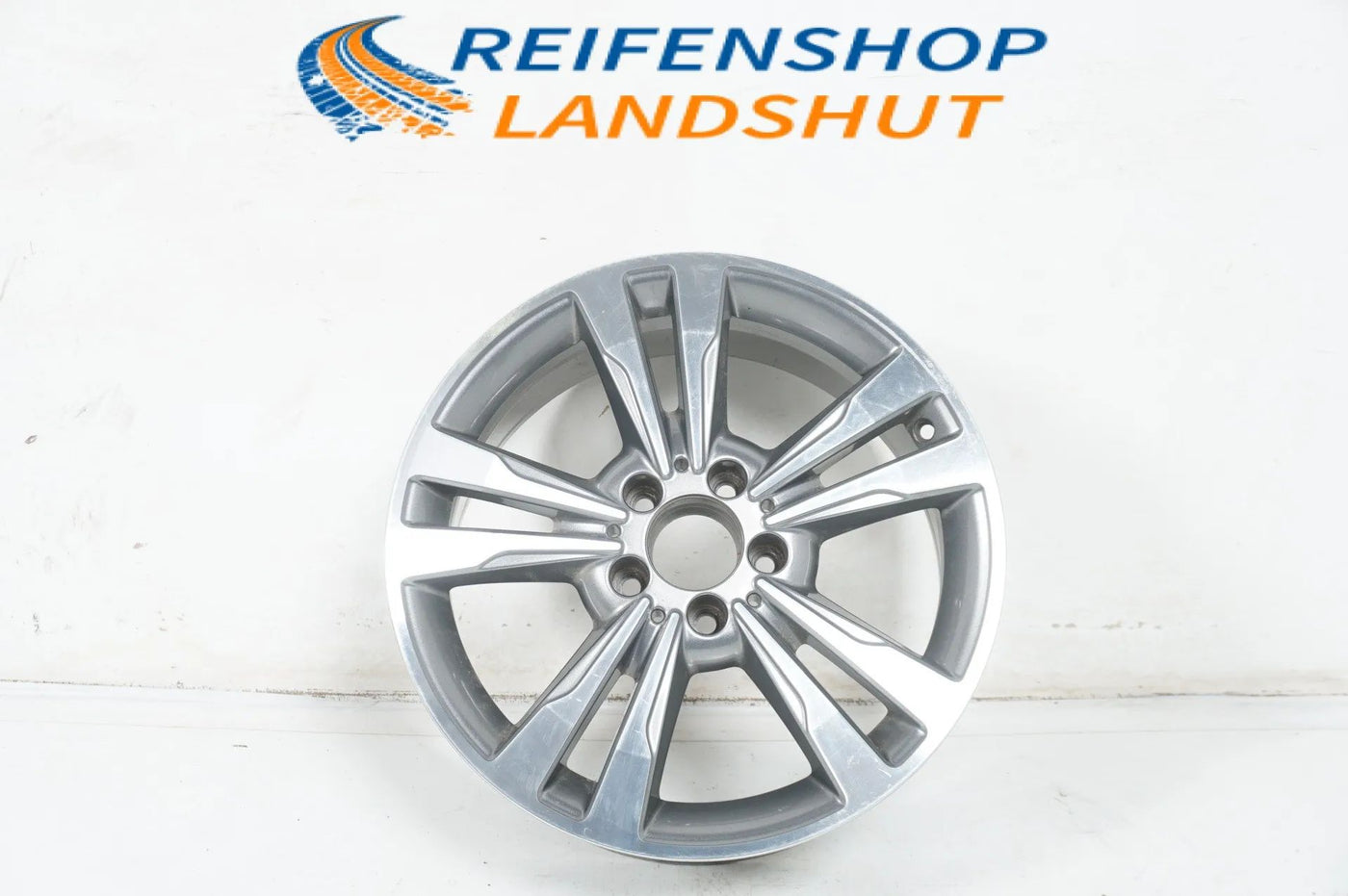 1 x Mercedes E-Class Coupé W207 Alloy Wheel 17 Inch A2074012102 7.5J