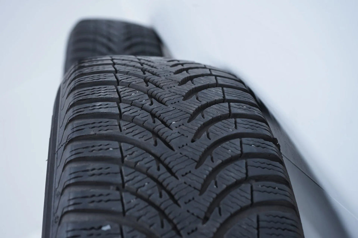 Mercedes GLA X156 W156 winter tires/wheels 215/60 R17 inch Detailansicht 11