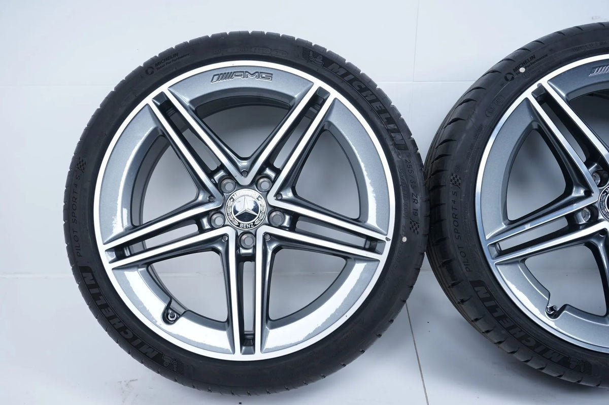 Mercedes CLA45 W118 C118 summer wheels, summer tires, 19 inch Detailansicht 8