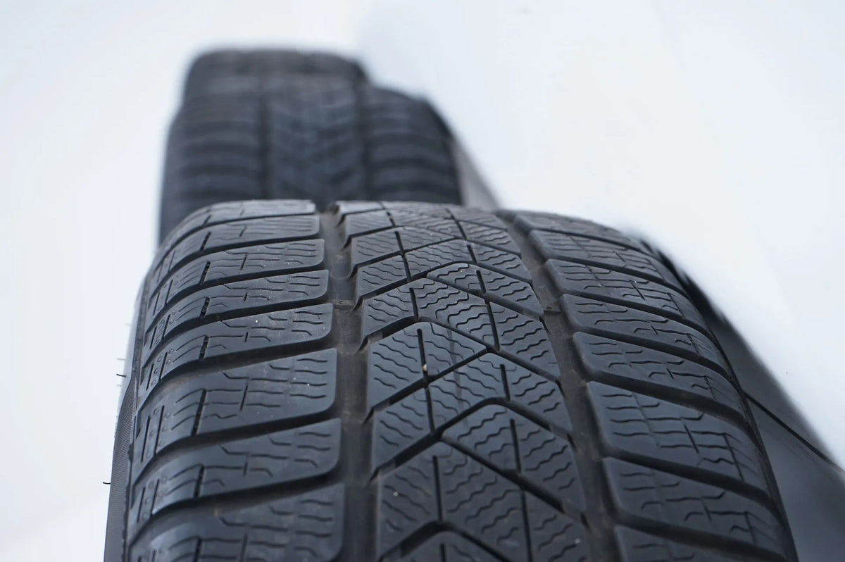 Pneus/jantes hiver 225/45/18 pouces pour Mercedes Classe C W206 Detailansicht 13