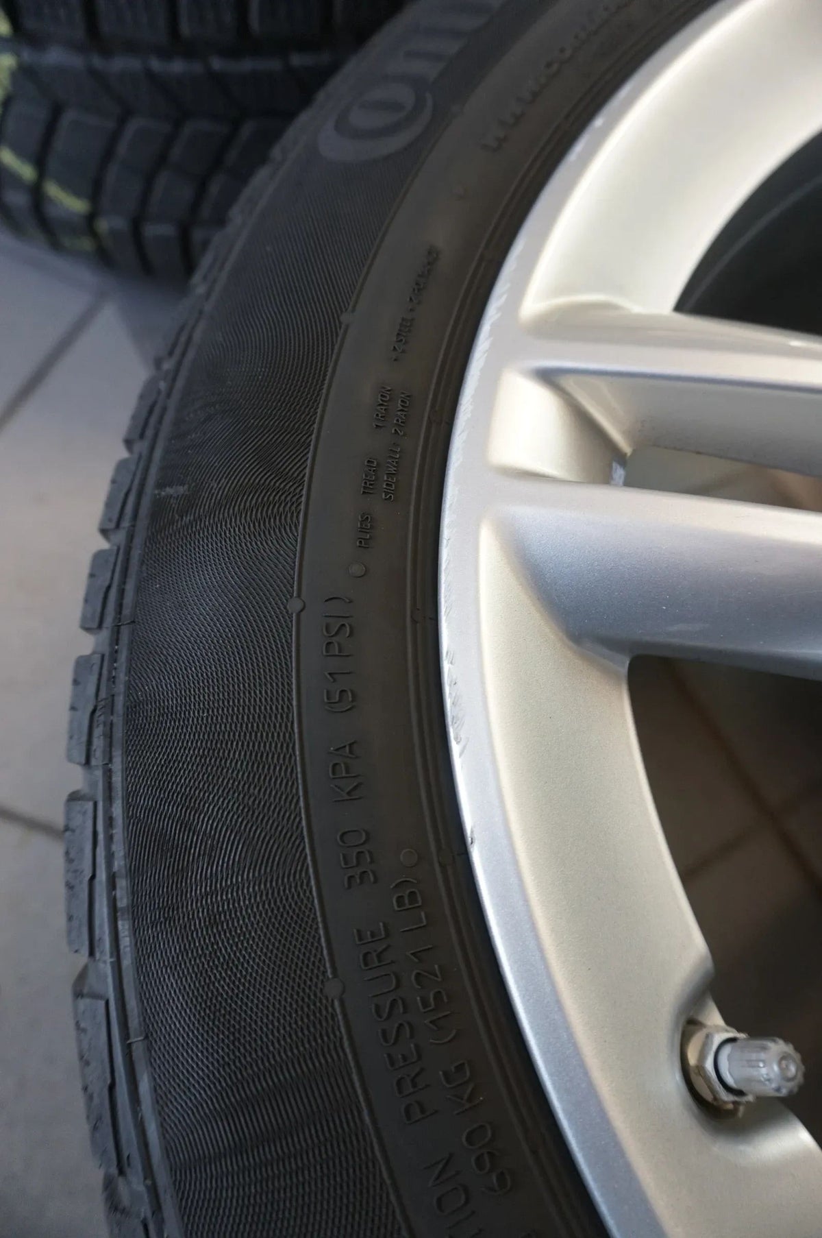 Original BMW 2 Series F45 F46 Active Gran Tourer Alloy Wheels Winter Tires 205 55 R17 Detailansicht 4