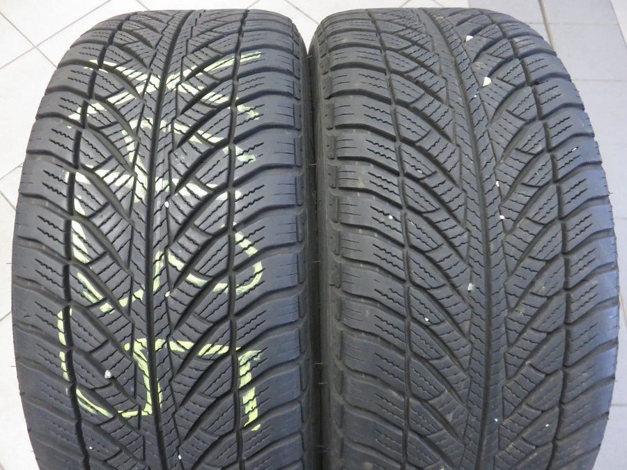 Jantes alu originales Mercedes CLS C257 W257 roues hiver pneus hiver 245 45 R18