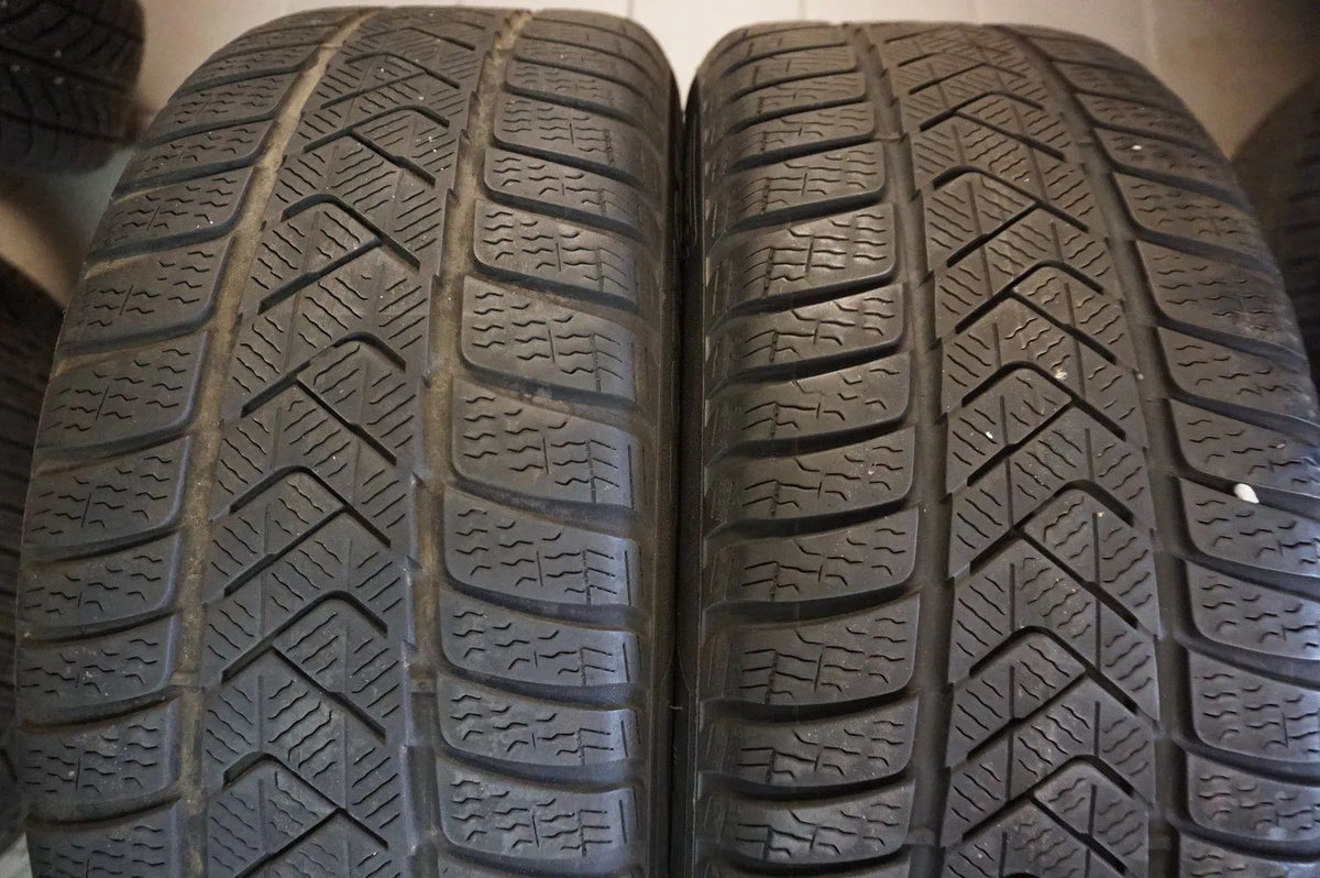 Original Mercedes C-Klasse W206 S206 18 Zoll Alufelgen Winterräder Winterreifen Detailansicht 9