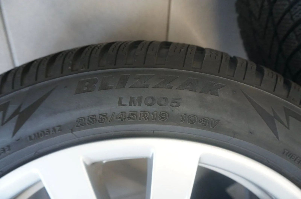 Jantes et pneus d'hiver d'origine Mercedes Classe S W223 V223 255 45 R19 8mm Detailansicht 10