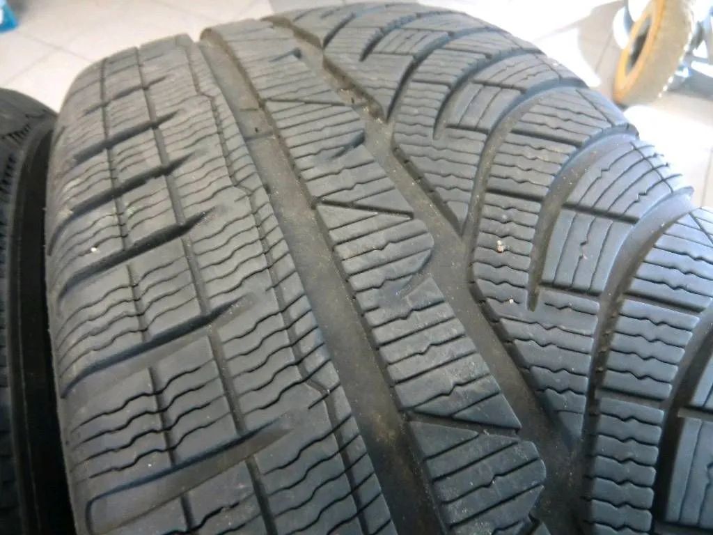 Jantes alliage 18 pouces d'origine Mercedes Classe E W213 S213 Pneus hiver Detailansicht 13